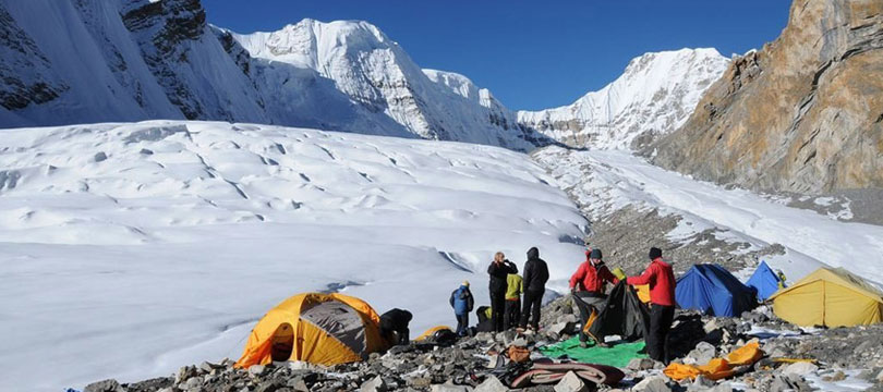 Saribung Peak Climbing